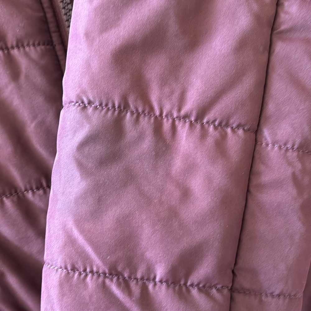 Fabletics puffer jacket - Picture 8 of 10
